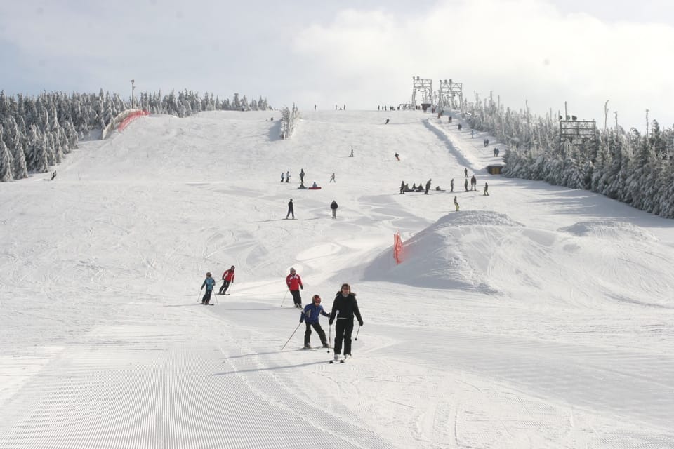 Snow and ski sports