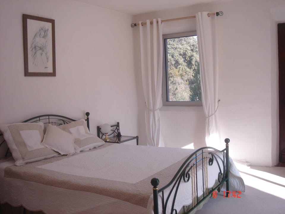 Main bedroom/Chambre principale