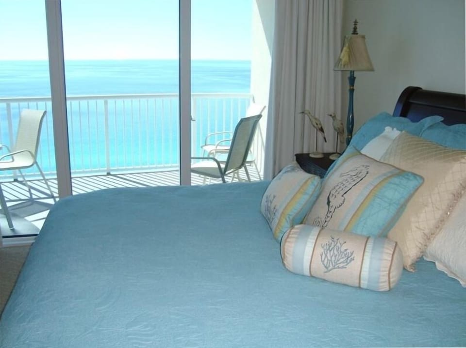 Step onto balcony, enjoy views from king bed, or sleep in using blackout drapes
