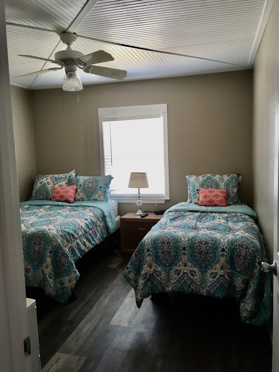 Guest Bedroom with a Double and Twin Bed