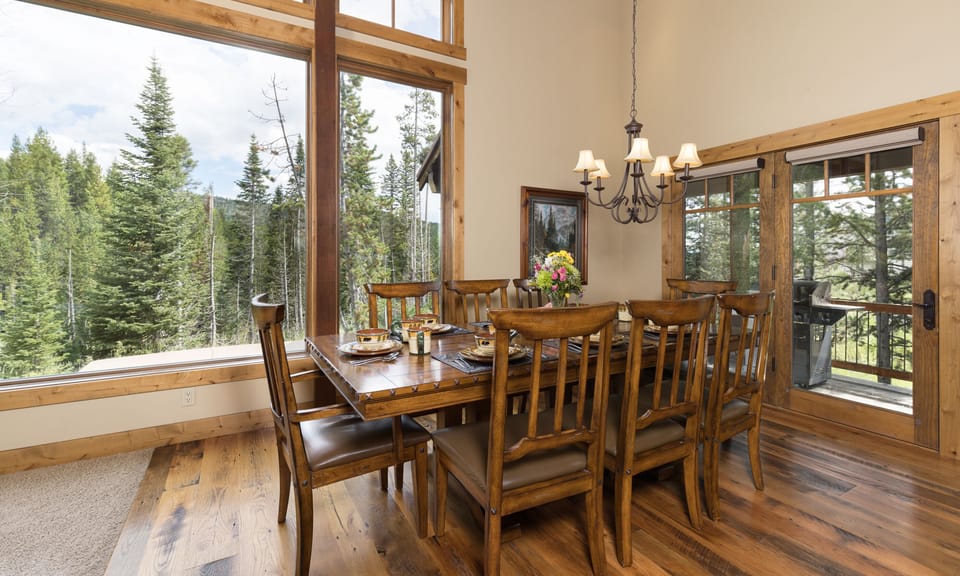 Moosewood A dining1