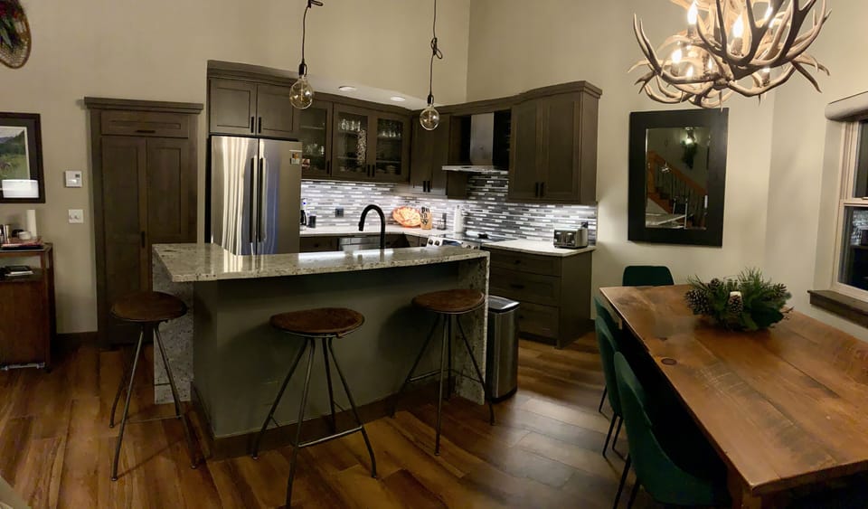 Fully updated "Cook's Kitchen".  Everything you need to prepare a wonderful meal