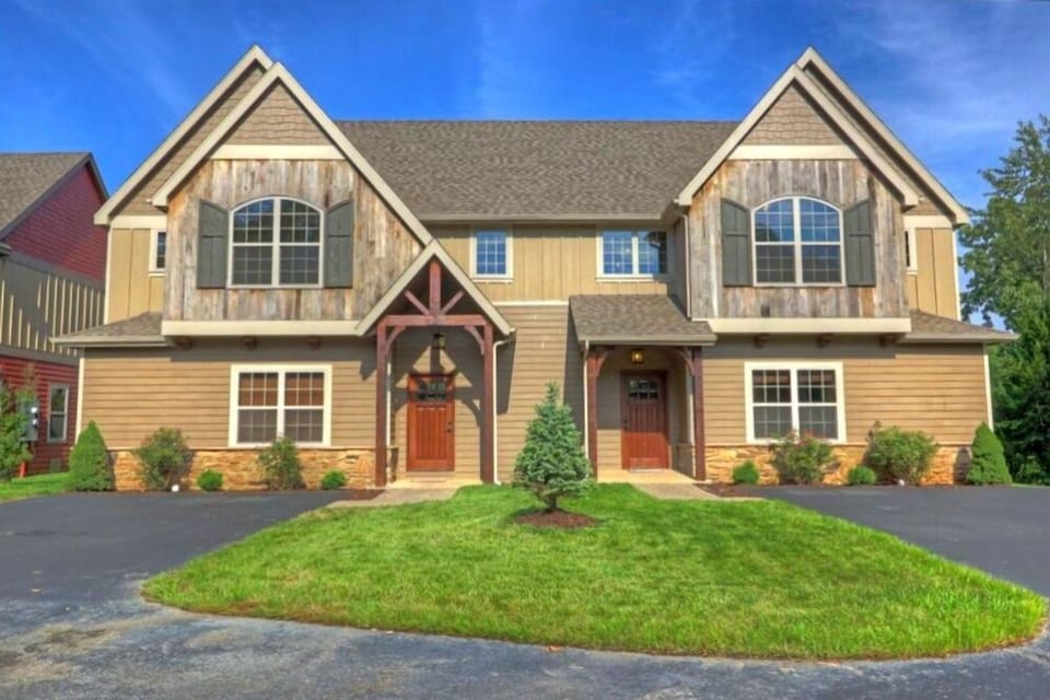 Our beautiful 8 Bedroom Villa!  You get both sides of the duplex! Interior pictures reflect one side.  It will be exactly the same on the other side!