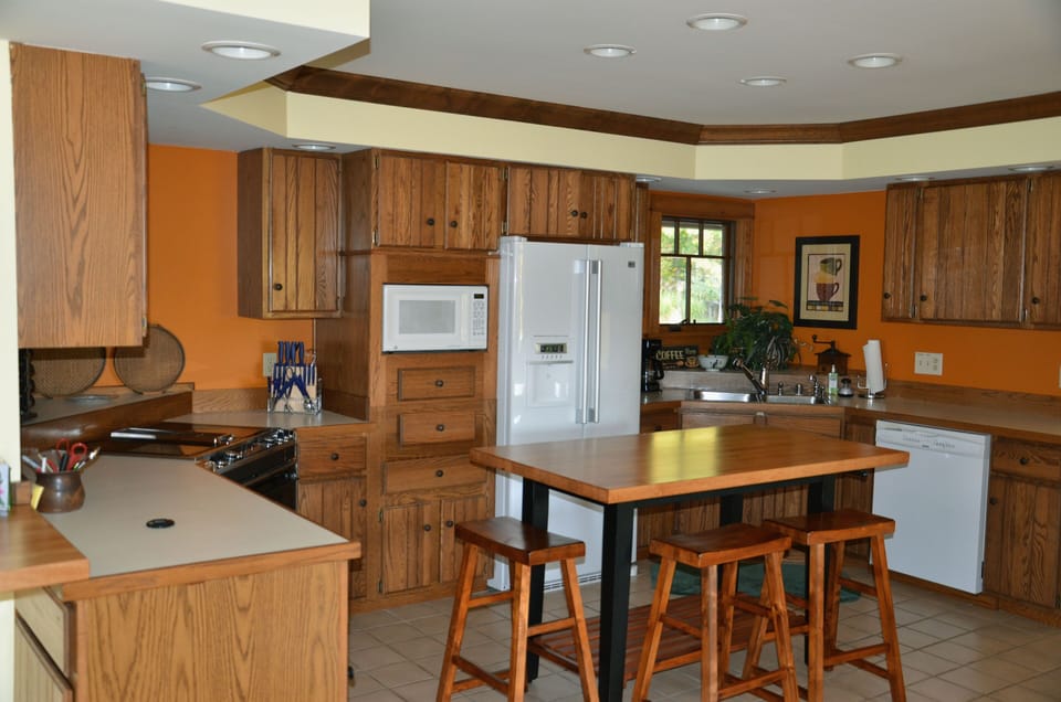 Spacious Kitchen