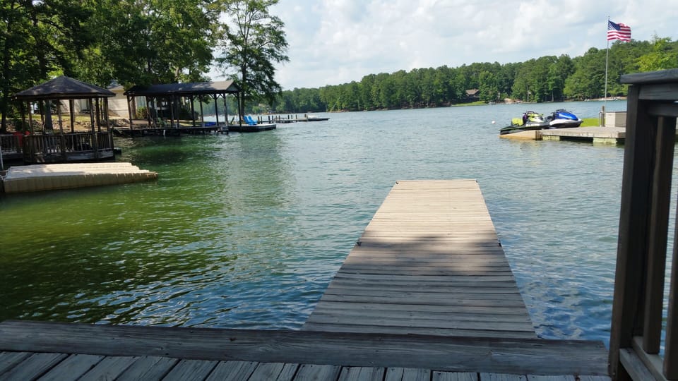 Pier in back of quiet cove for swimming, fishing or safe boat tie up.