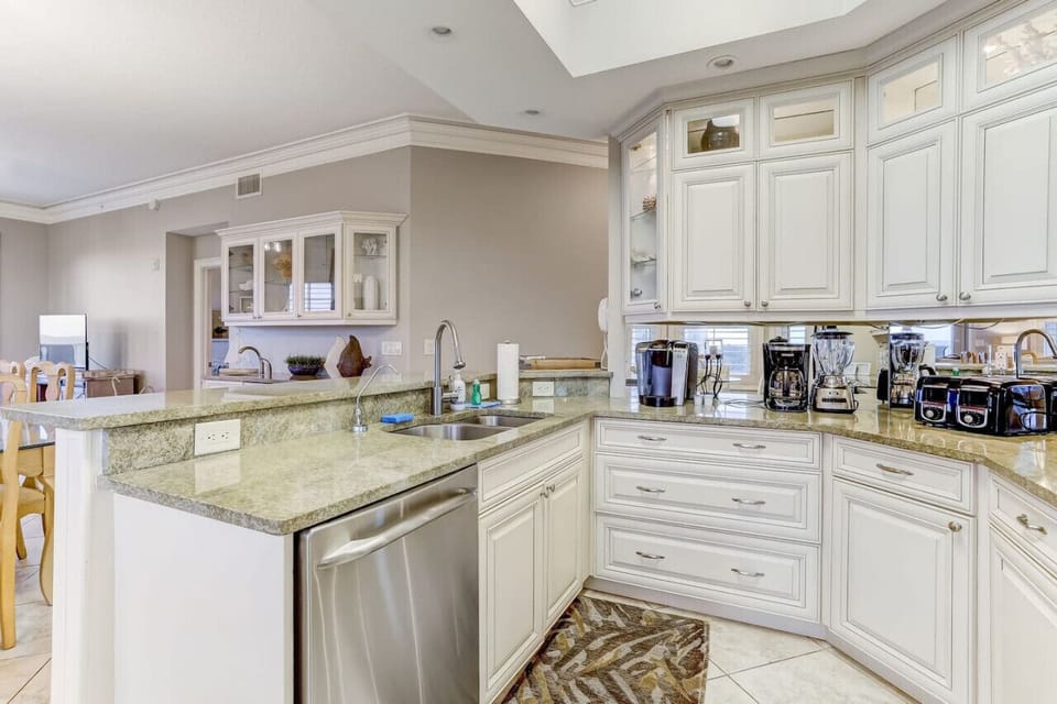 Clean, spacious, updated kitchen fully stocked for all your cooking needs.
