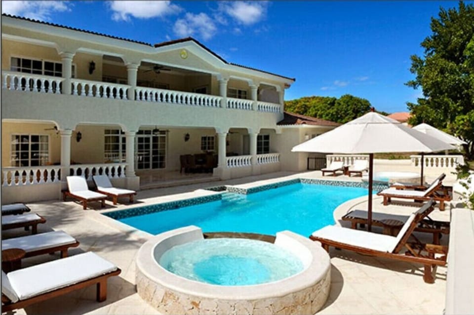 Villa - three, four, five, and six bedrooms are available
