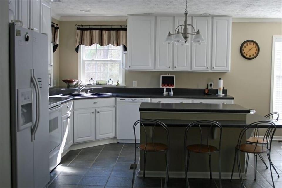 Plenty of amenities!
