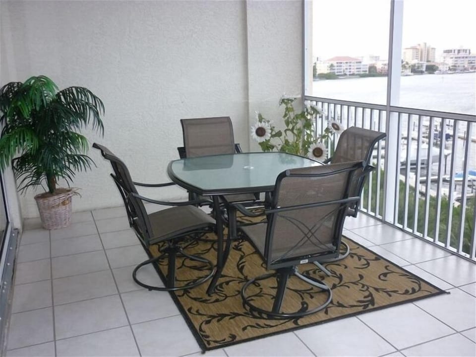 Dining Side Only of the Lanai