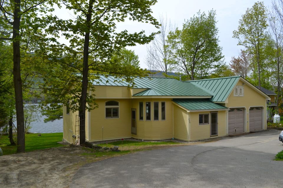 Home with 2 car garage