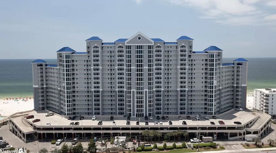 Lighthouse Condominium