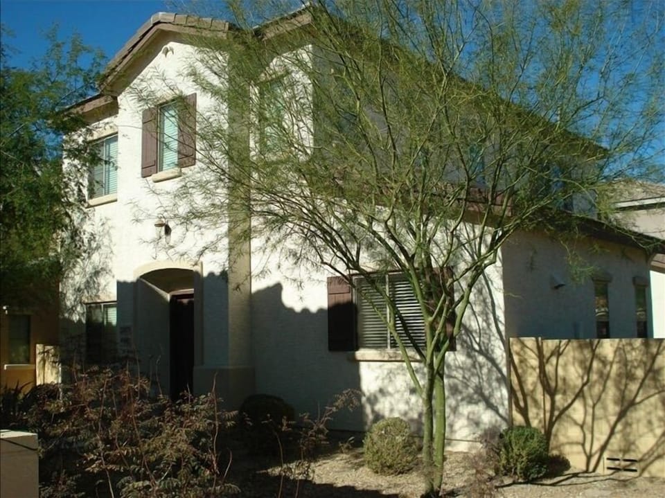 Front exterior view.