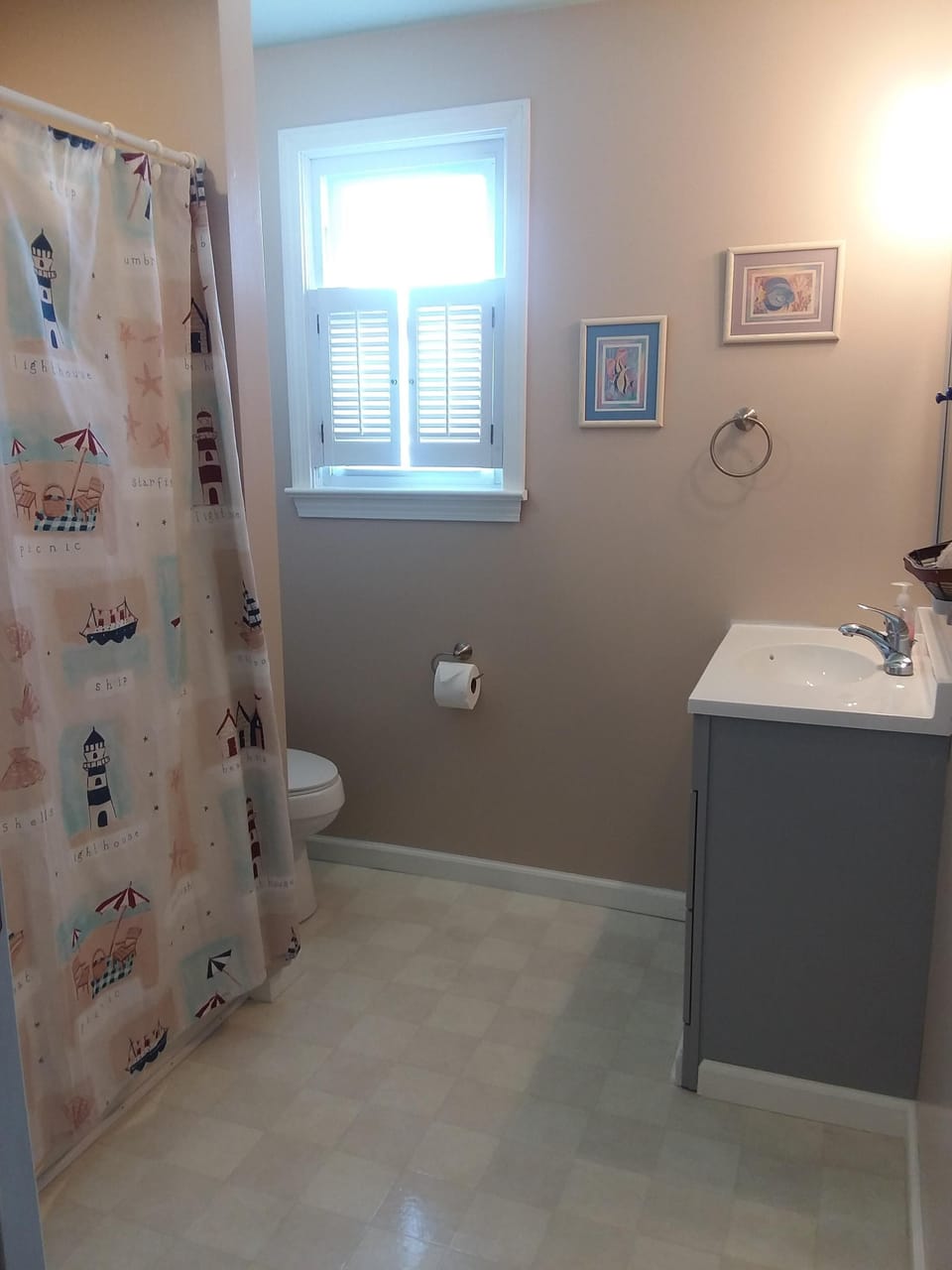 Upstairs bathroom
