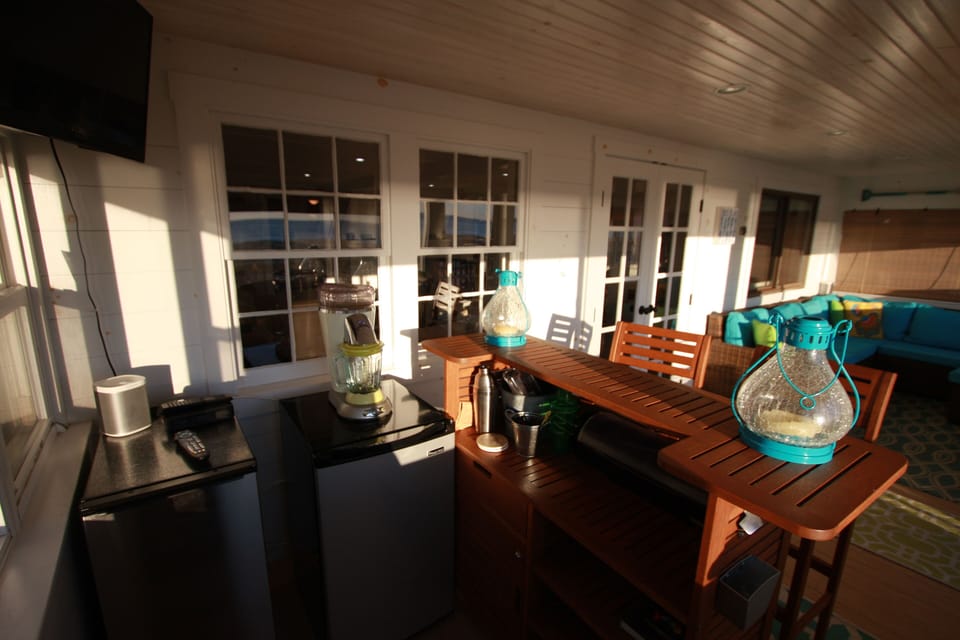 Bar, Ice machine, Beverage Refrigerator, Marguerita Maker