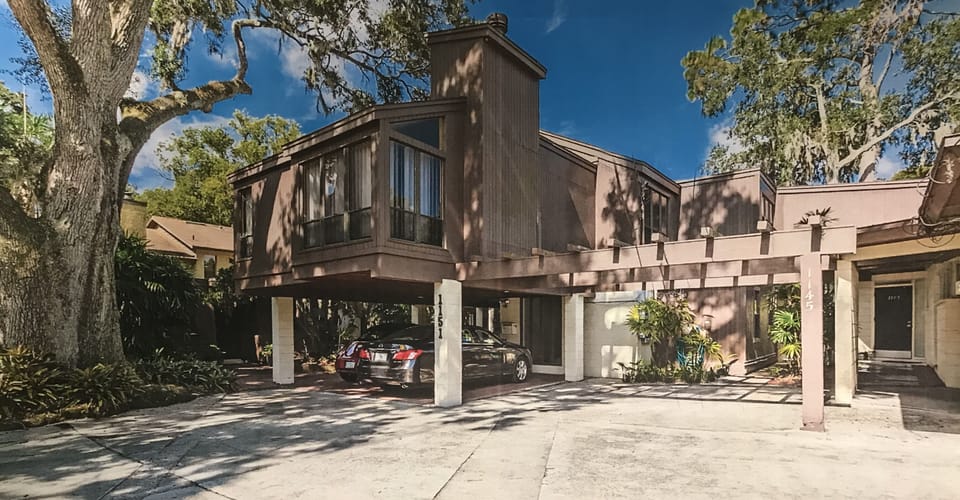 Quiet brick street in the heart of Winter Park.