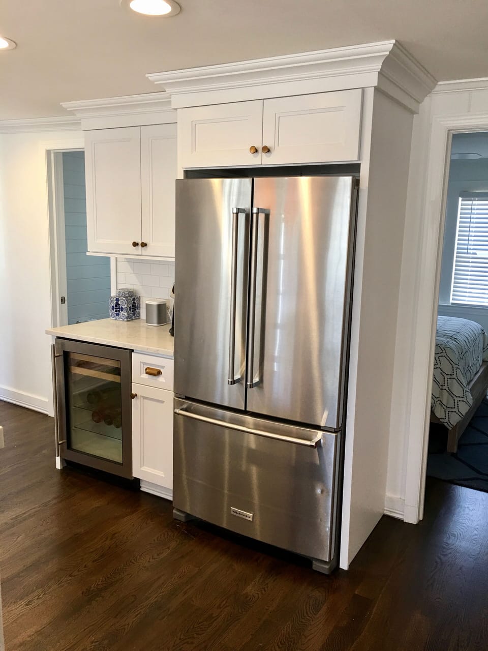 Plenty of room for food and drinks in our fridge & wine fridge!