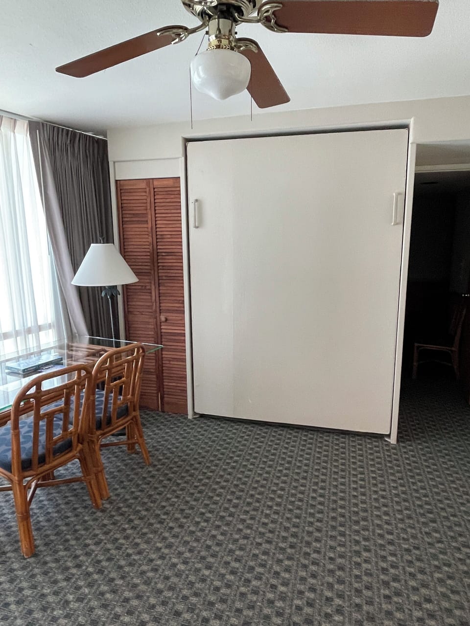 Murphy bed (Double) in the stored position