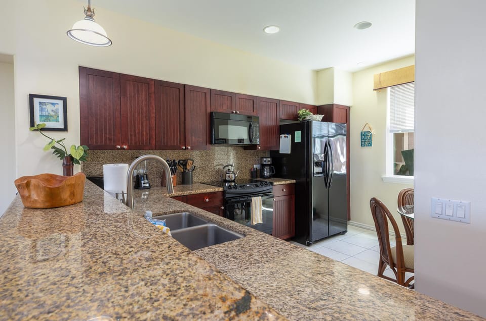 Kitchen has a breakfast bar