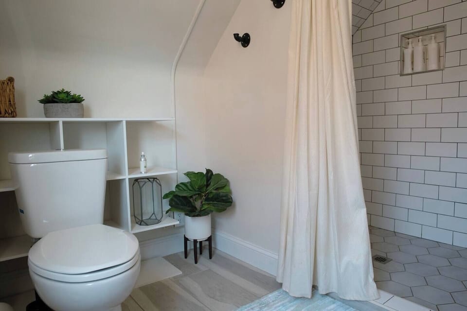 Third Floor Bathroom