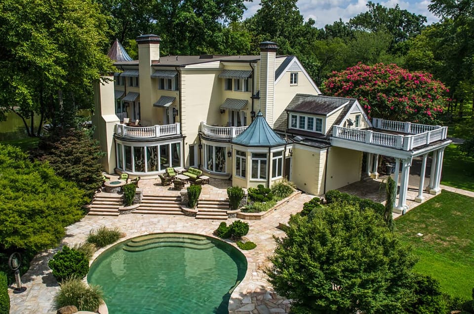 Main House Lake Side
