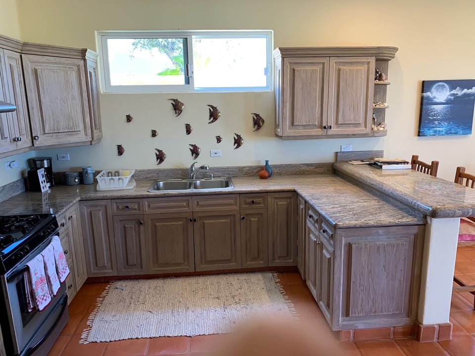 nice sized kitchen