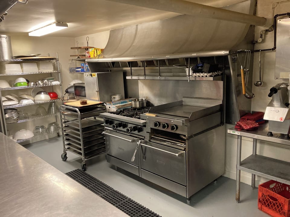 Commercial kitchen in the Lodge for large families that want to cook-Rules apply