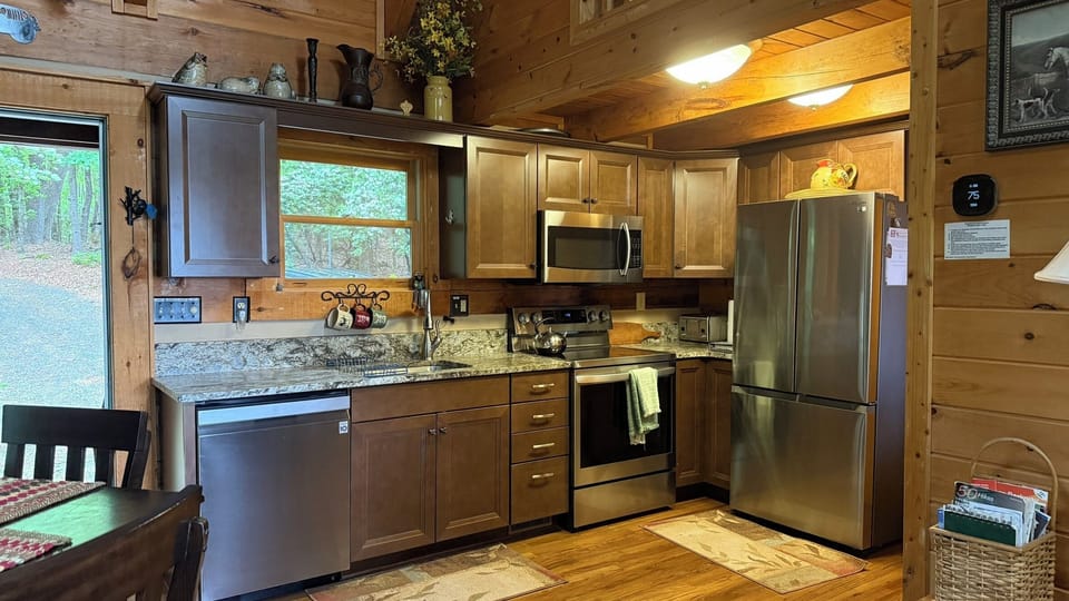 Kitchen with all the amenities!