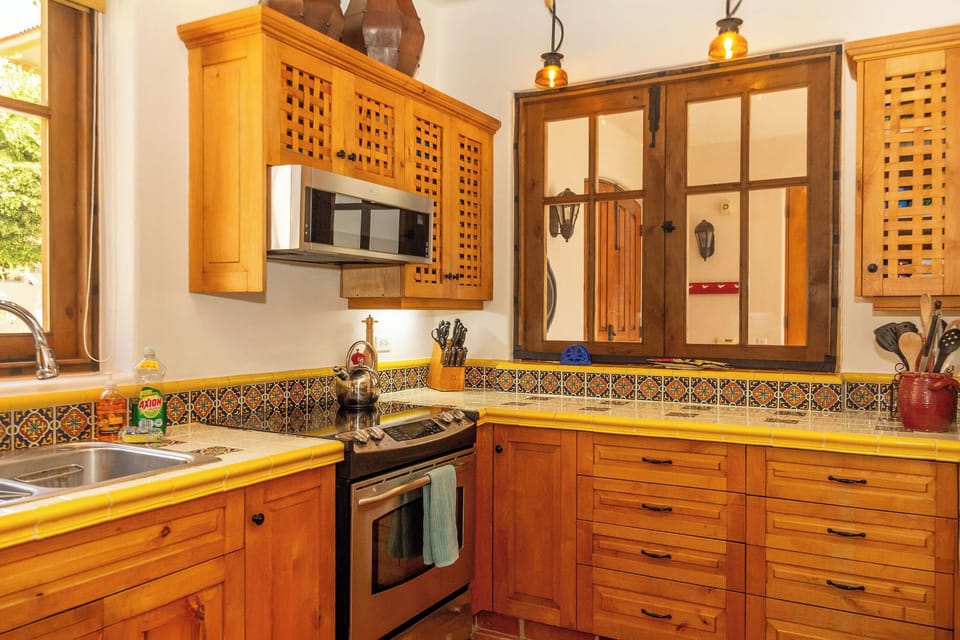Fully equipped kitchen / Refrigerator / Dishwasher / Coffee Maker