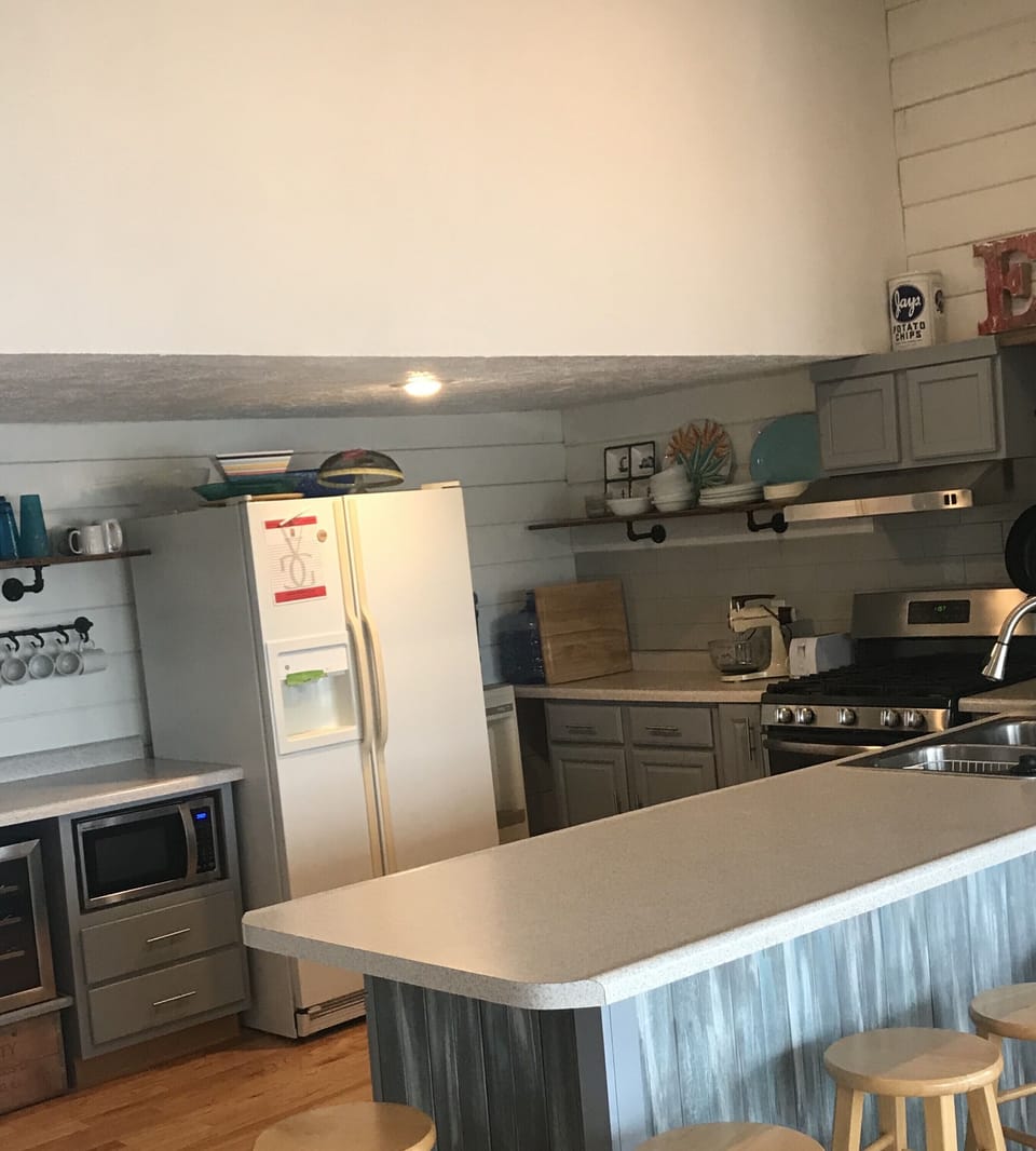 Equipped kitchen 