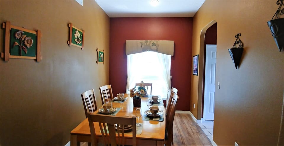 Formal dining room
