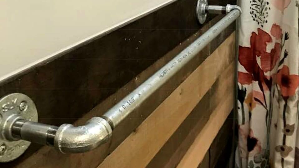 Bath Industrial Towel Pipe