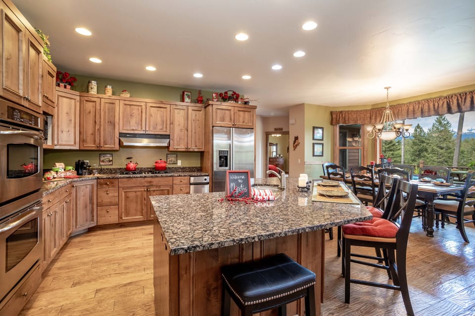 The chef and cook won't miss a thing with this open floor plan.