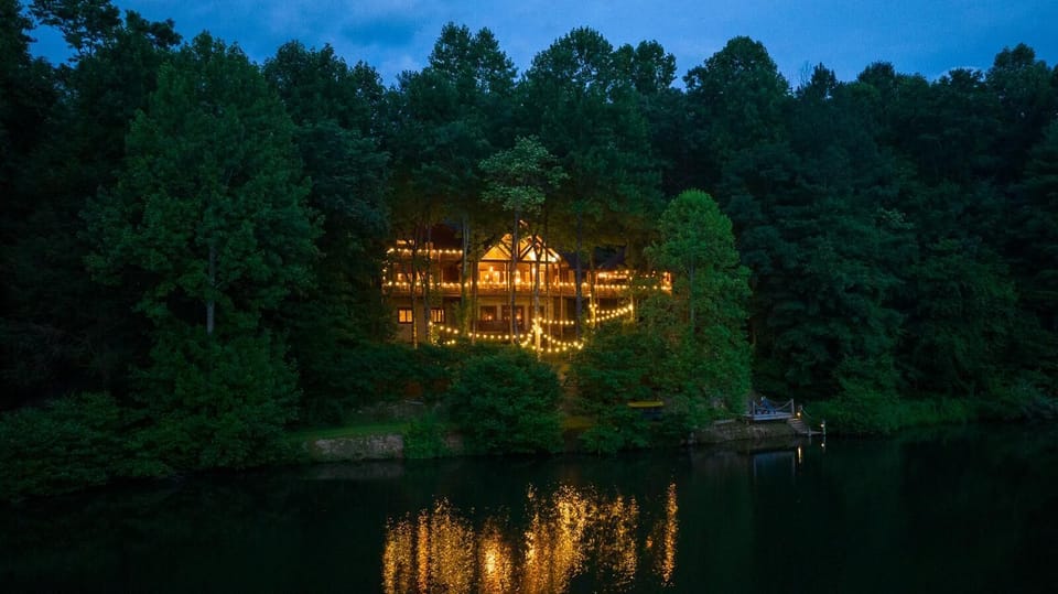 Welcome to Kristy Collection's Lake Buckhorn