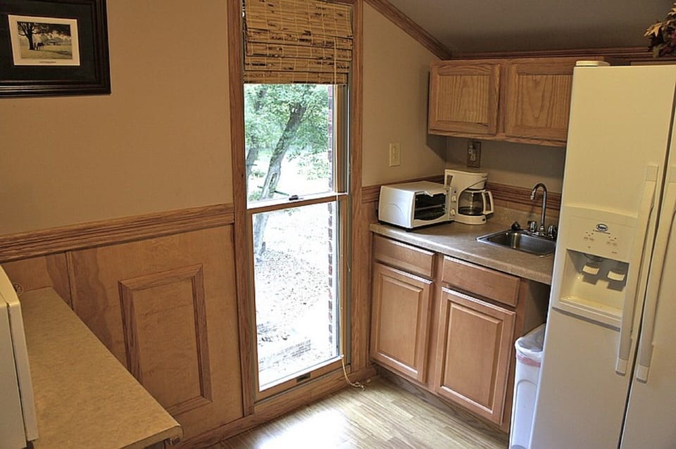 3rd Floor suite kitchenette
