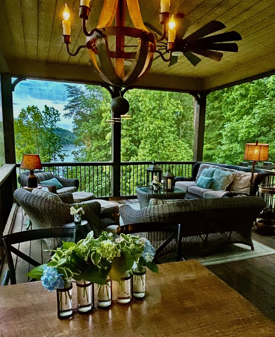 Upper porch