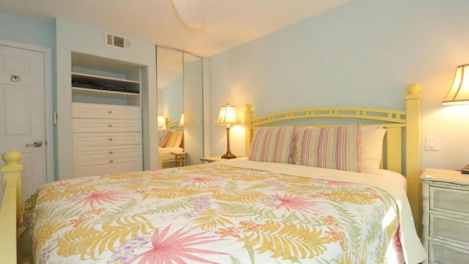 Luxury mattress and linens on queen size bed