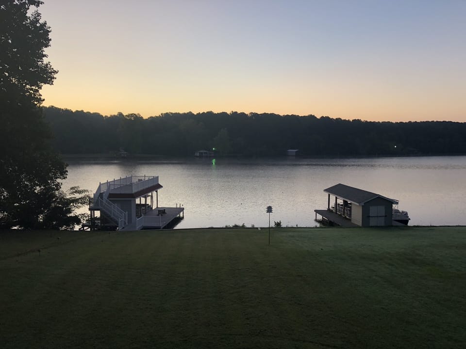 Peaceful morning sunrise over the lake!