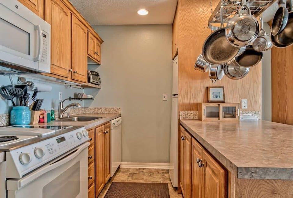 Save money on dining out by making your own meals here