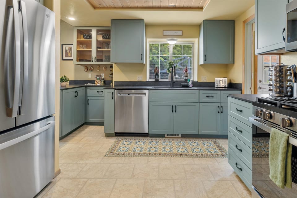 Sunny kitchen