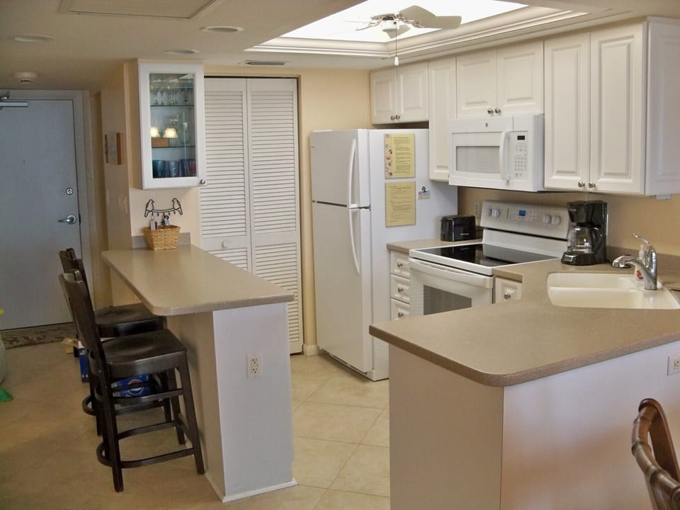 Full Kitchen