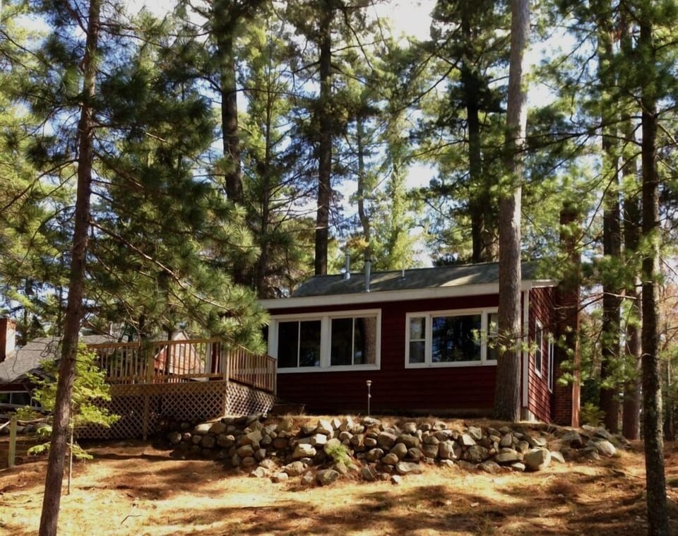 Welcome to Eagle's Nest-deck overlooking lake with seating