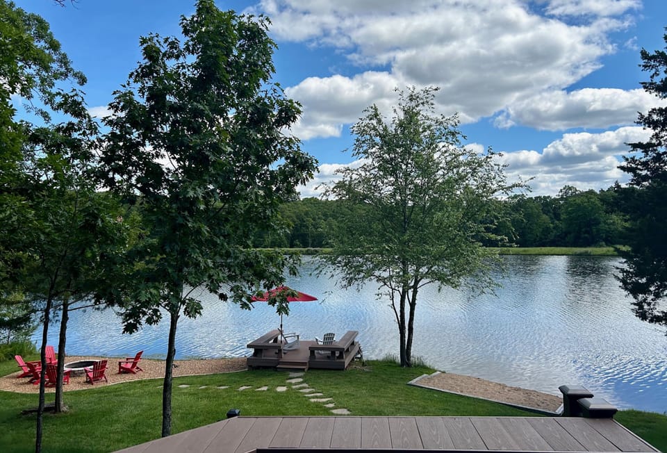 180° degree water views. A view from every room!