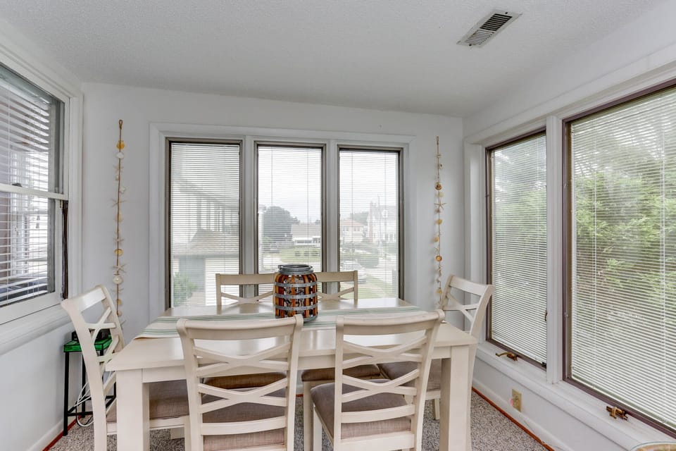 Dining Area in Sunroom