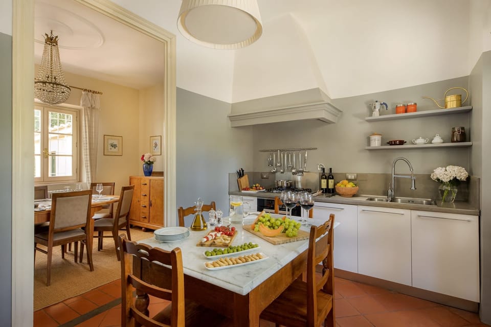 Fully equipped Kitchen_2nd view