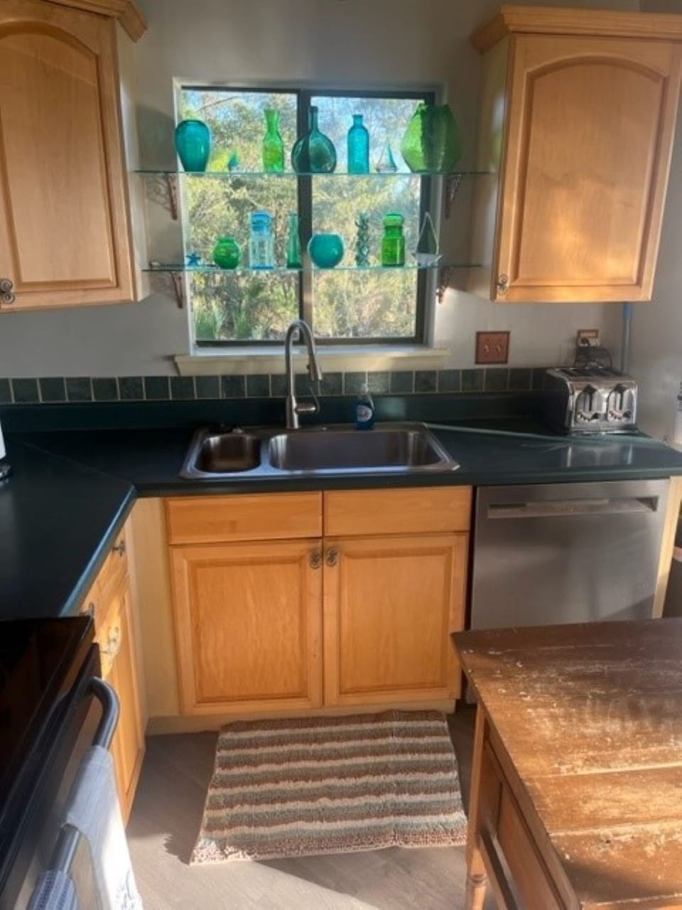 2nd-floor kitchen 