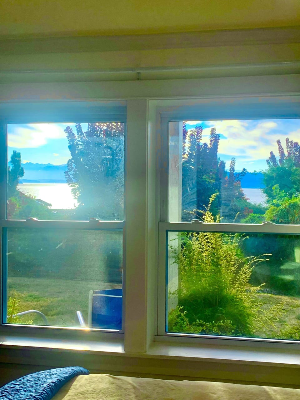 Your view to Puget Sound, the Shipping Lanes, Olympic Mountains and Useless Bay