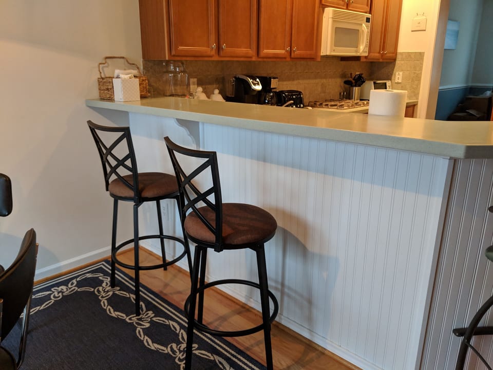 Seating around kitchen counter.