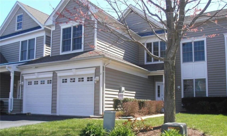 Bayside @ Bethany Lakes villa. 3BR/ 2.5BA / 2 car garage