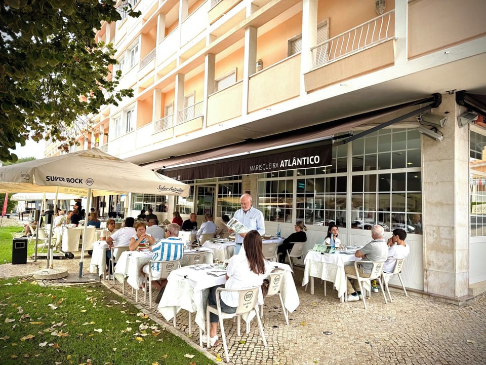 One of many restaurants on Praceta do Junqueiro