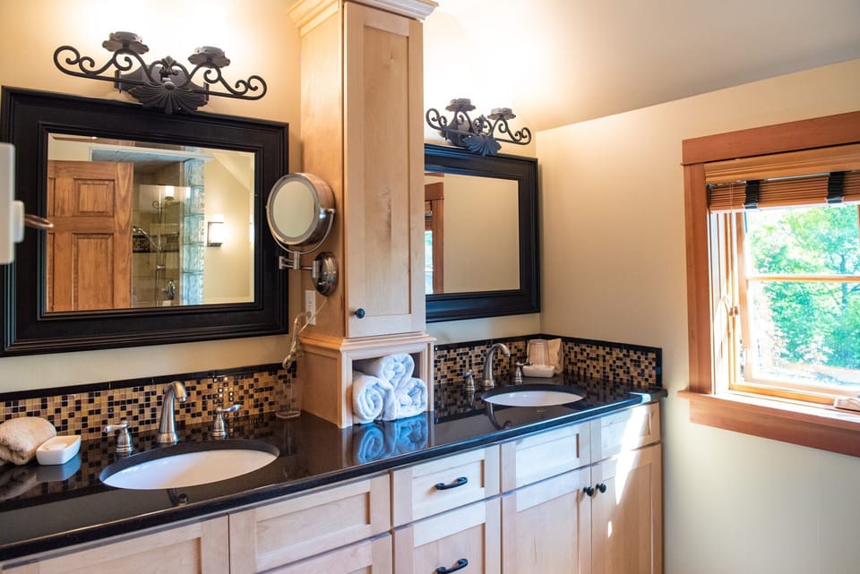 Master Bath Details